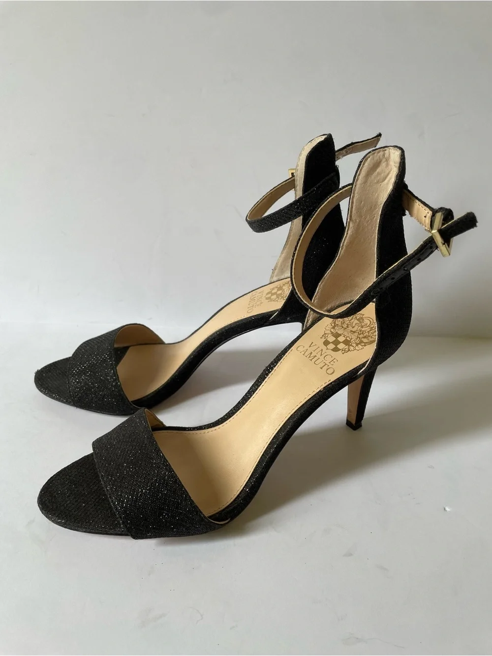 Vince Camuto vince camuto